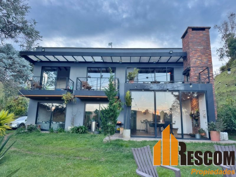 Finca disponible para Venta en El Carmen Quirama Foto numero 1