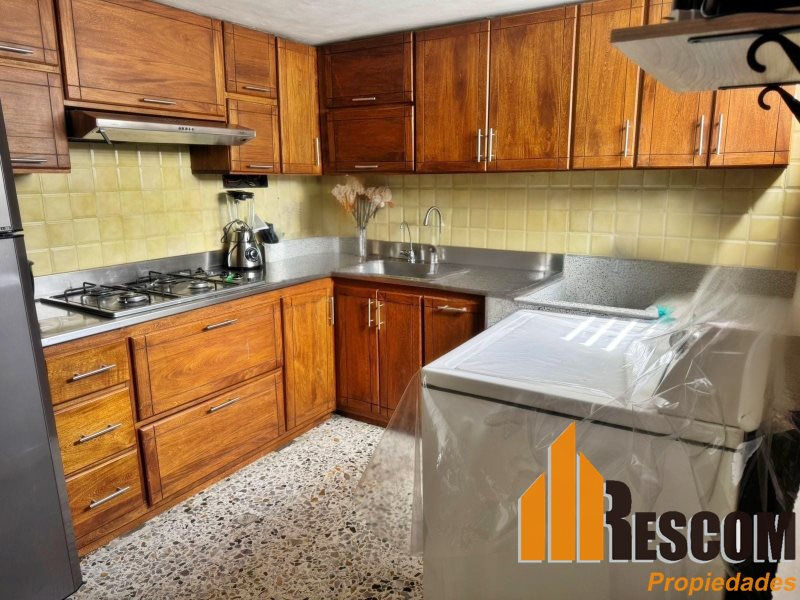 Casa disponible para Venta en Rionegro El Porvenir Foto numero 1